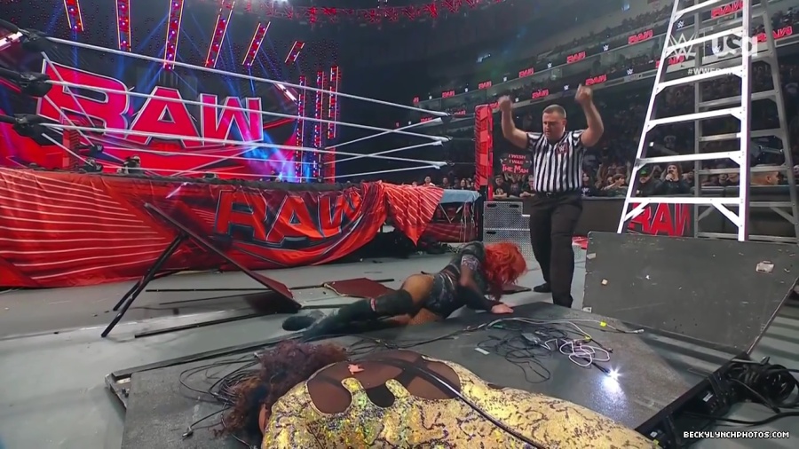 Becky_RAW_mp42146.jpg