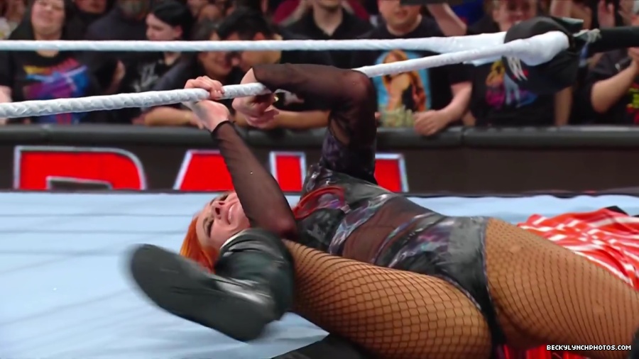 Becky_RAW_mp42175.jpg