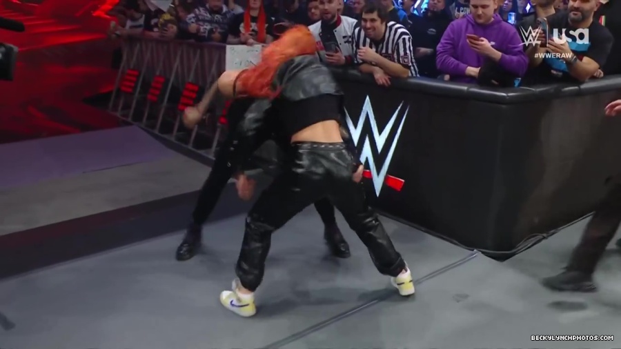 WWE00687.jpg