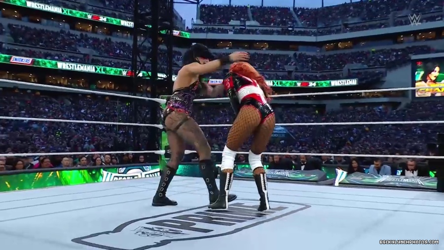 Becky_Mania_mp40741.jpg