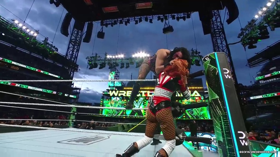 Becky_Mania_mp41419.jpg