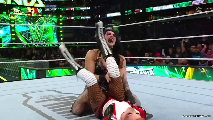 Becky_Mania_mp41458.jpg