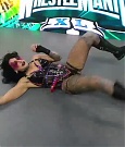 Becky_Mania_mp40800.jpg