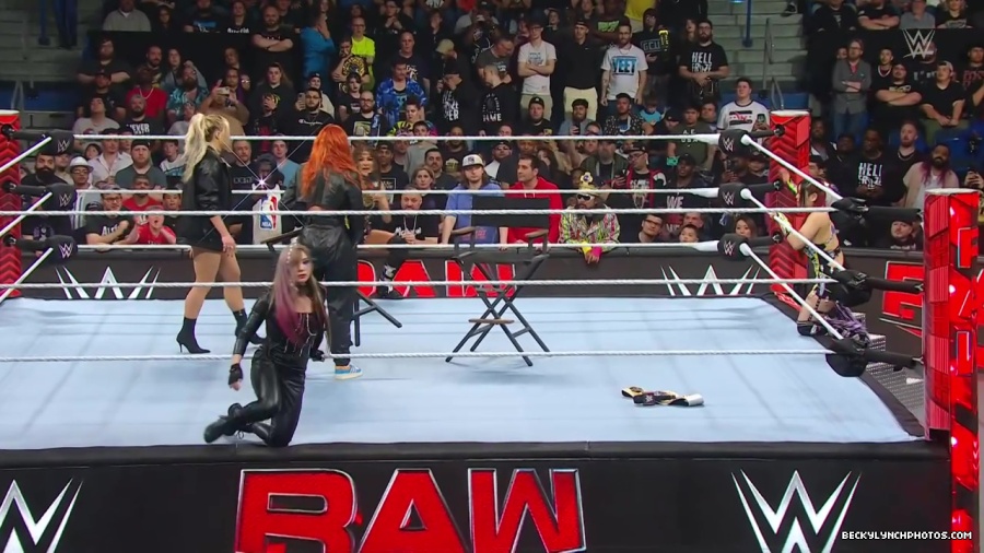WWE01157.jpg