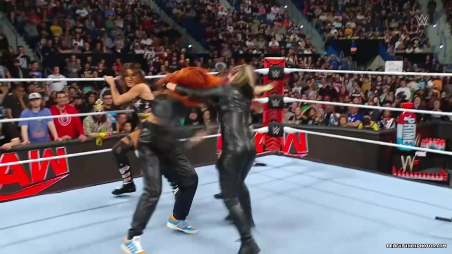 WWE01219.jpg