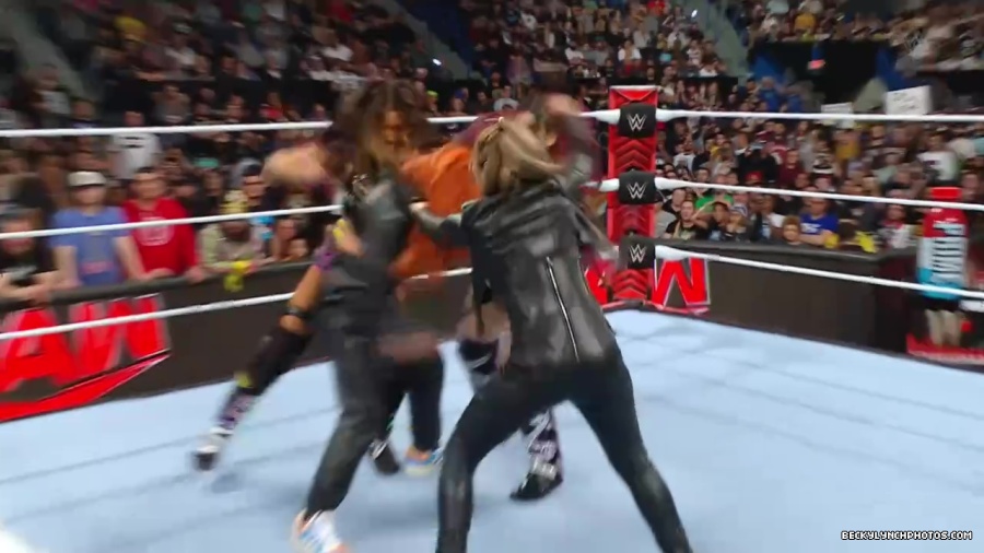 WWE01221.jpg