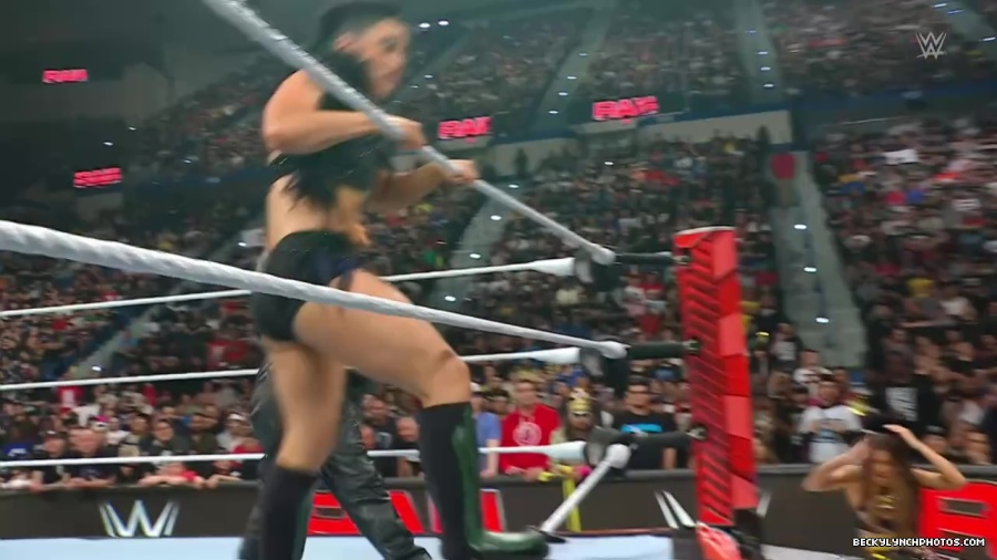 WWE01275.jpg