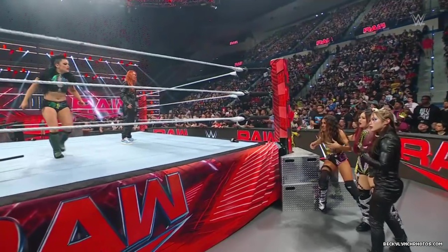 WWE01280.jpg