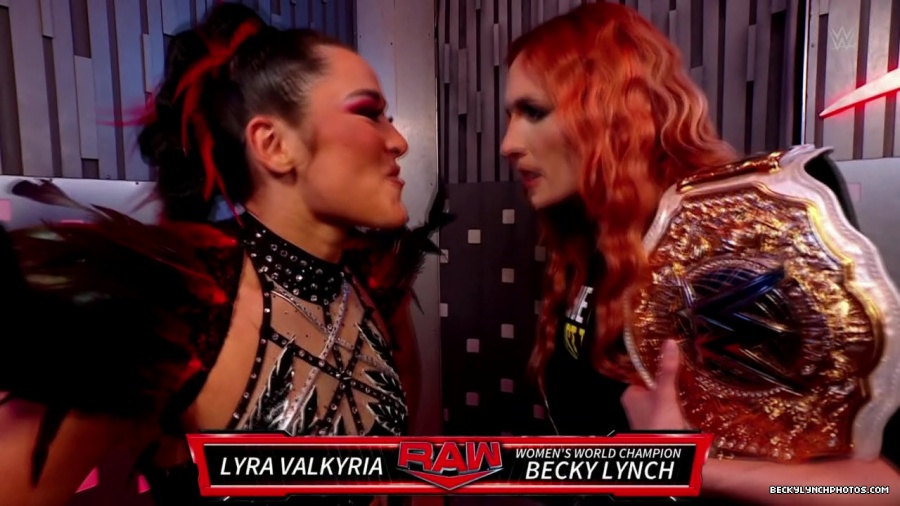 WWE01111.jpg