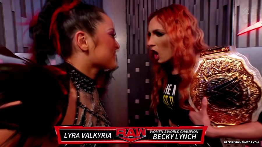 WWE01112.jpg