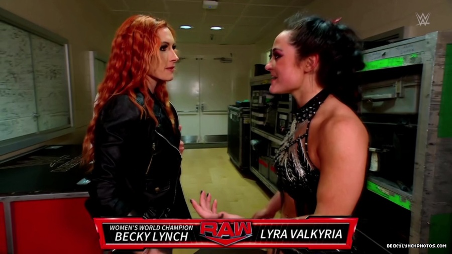 WWE01167.jpg