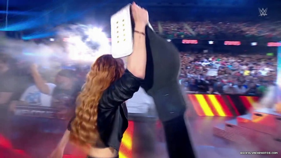 WWE01218.jpg
