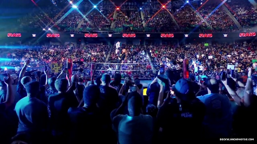 WWE01275.jpg