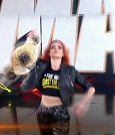 WWE01185.jpg