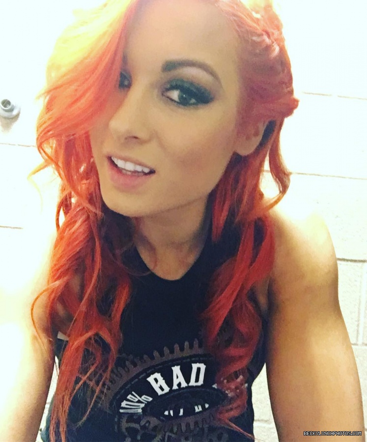 2016-09-27_19_59_29_1348894443008430939_448900764.jpg