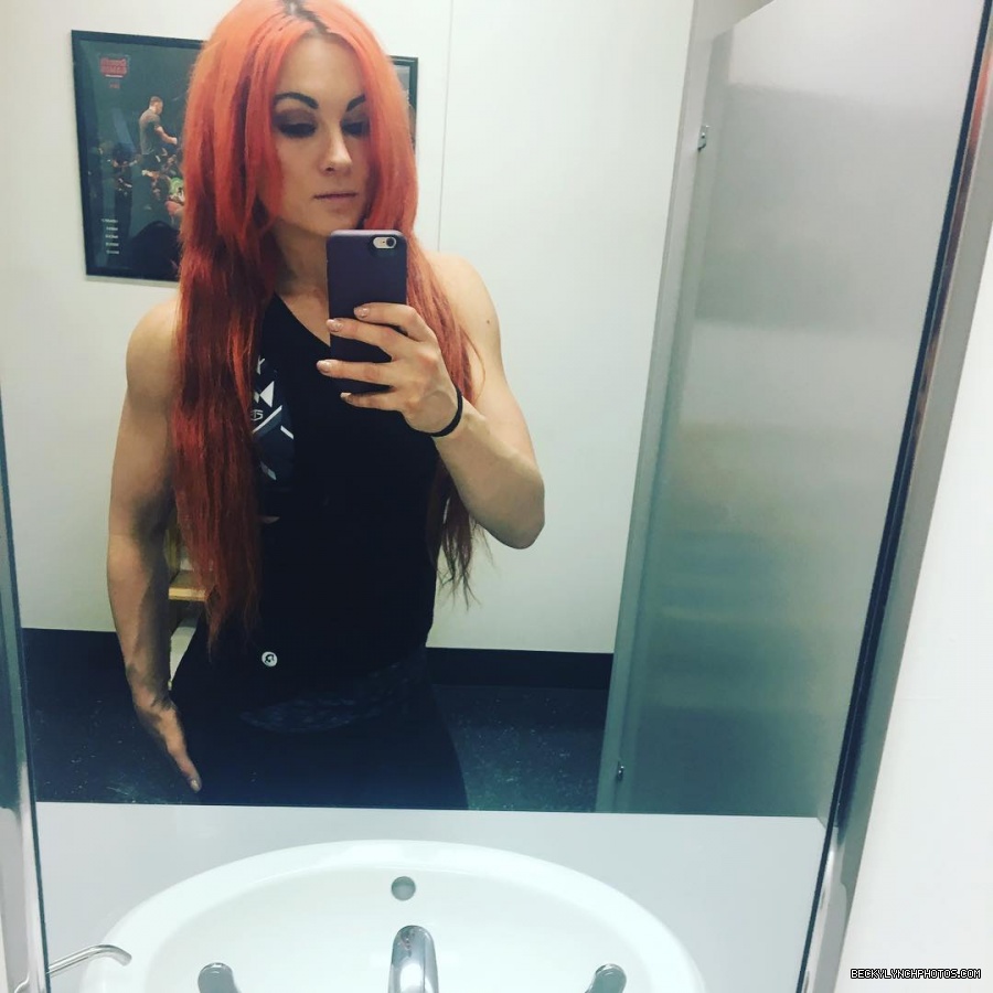 2017-03-03_01_17_45_1462149840200784733_448900764.jpg