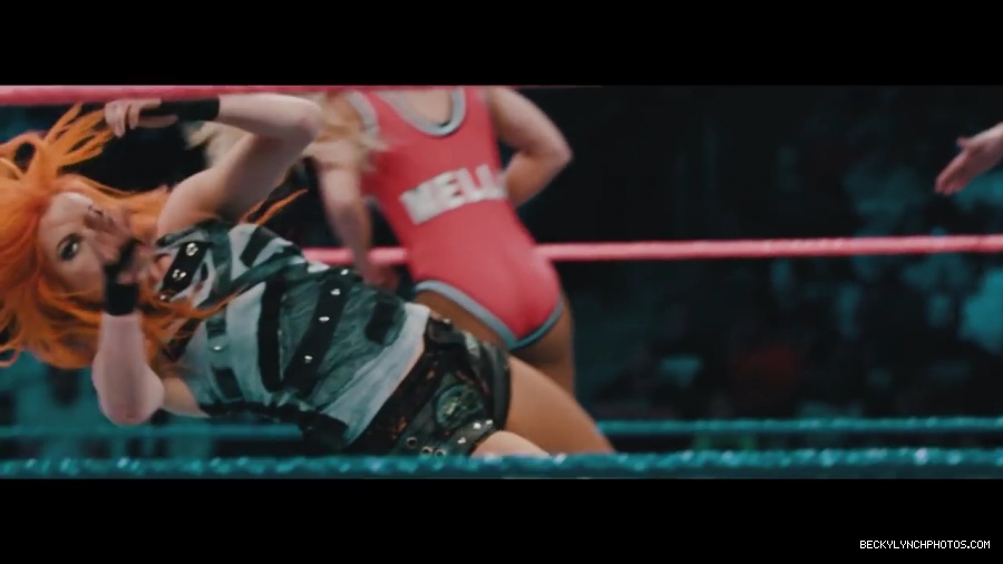 Exclusive_footage_of_Becky_Lynch_becoming_SmackDown_s_Survivor_Series_captain__Oct__272C_2017_mp42907.jpg
