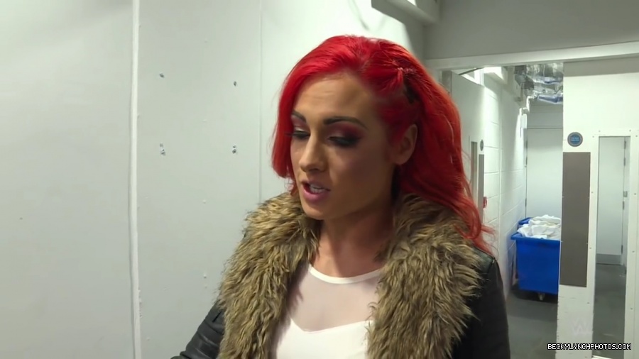 Becky_Lynch_arrives_at_the_SSE_Hydro__SmackDown_LIVE_Exclusive2C_Nov__82C_2016_mp41500.jpg
