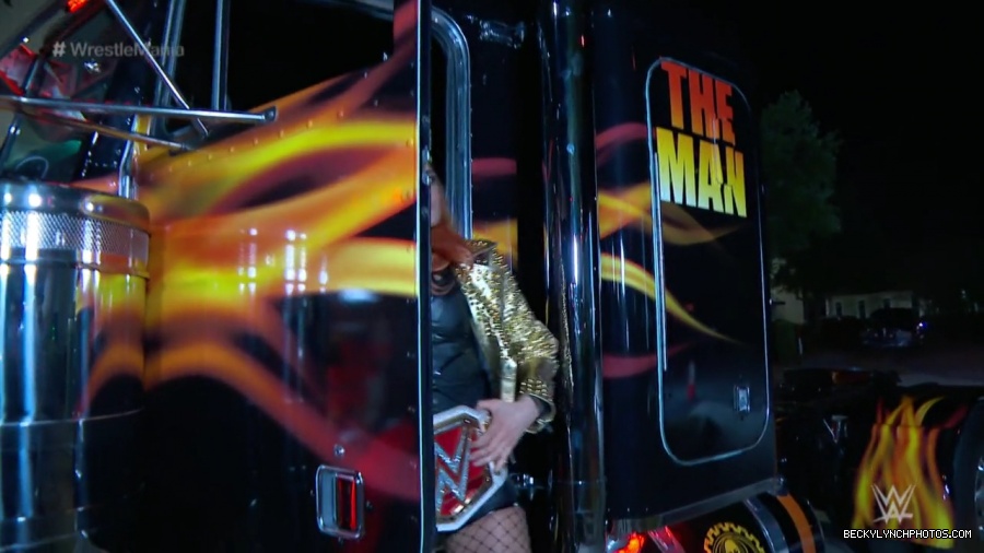 pfa-wwe_wrestlemania36_p1_720p_mkv6600.jpg