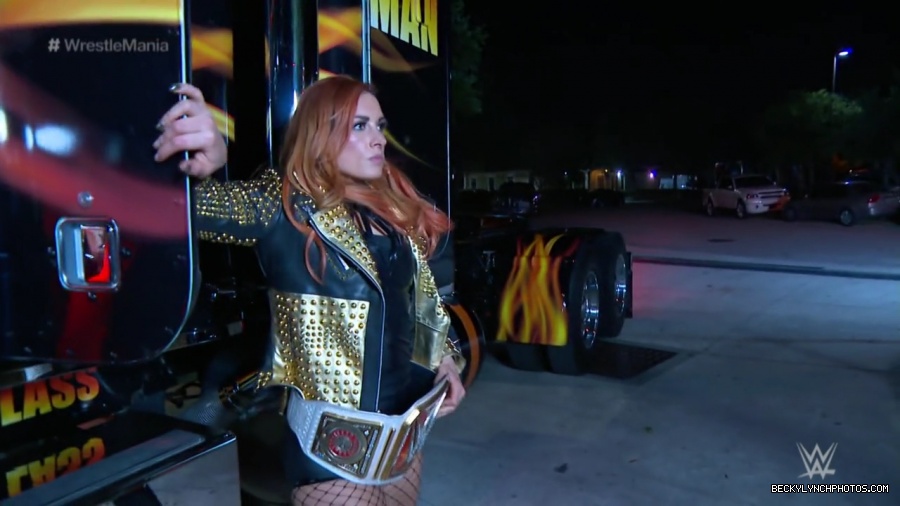 pfa-wwe_wrestlemania36_p1_720p_mkv6601.jpg