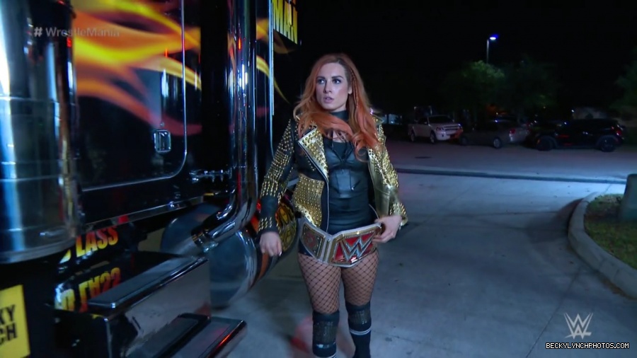 pfa-wwe_wrestlemania36_p1_720p_mkv6603.jpg