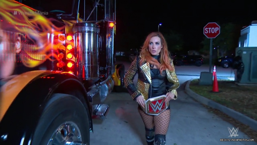 pfa-wwe_wrestlemania36_p1_720p_mkv6605.jpg
