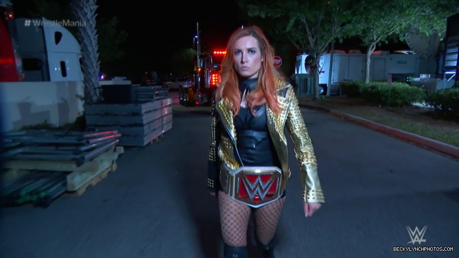 pfa-wwe_wrestlemania36_p1_720p_mkv6614.jpg