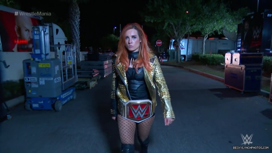 pfa-wwe_wrestlemania36_p1_720p_mkv6616.jpg