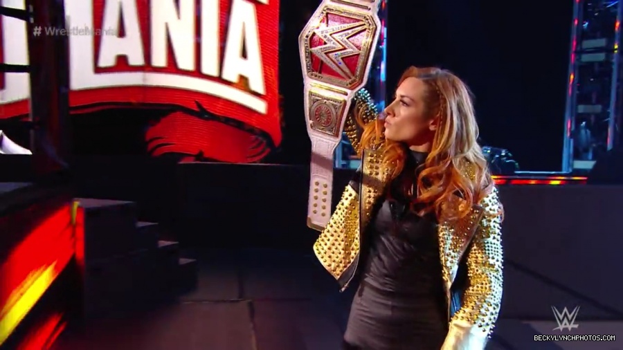 pfa-wwe_wrestlemania36_p1_720p_mkv6711.jpg