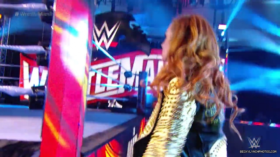 pfa-wwe_wrestlemania36_p1_720p_mkv6714.jpg