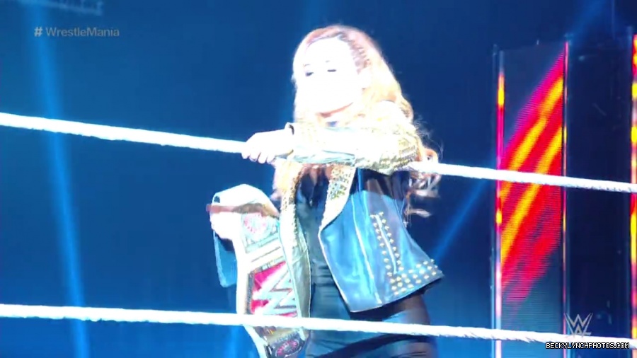 pfa-wwe_wrestlemania36_p1_720p_mkv6720.jpg