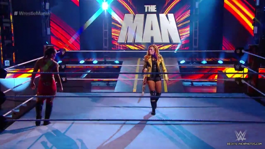 pfa-wwe_wrestlemania36_p1_720p_mkv6723.jpg