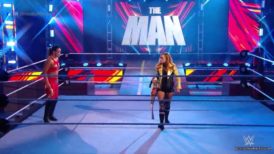 pfa-wwe_wrestlemania36_p1_720p_mkv6724.jpg