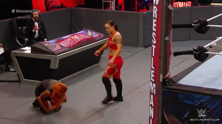pfa-wwe_wrestlemania36_p1_720p_mkv6832.jpg