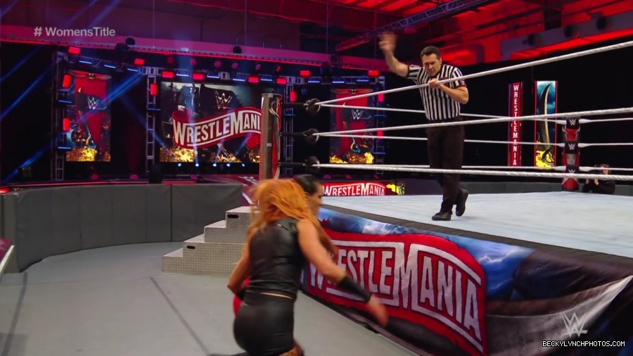 pfa-wwe_wrestlemania36_p1_720p_mkv6839.jpg