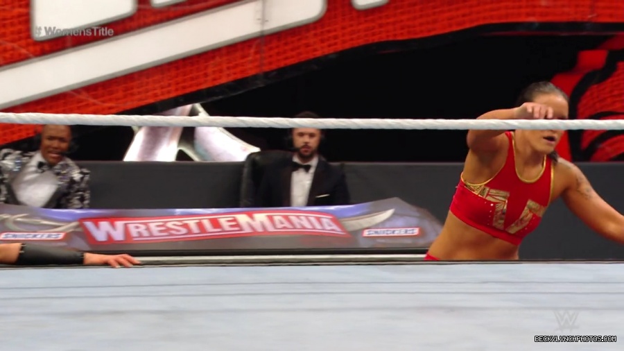 pfa-wwe_wrestlemania36_p1_720p_mkv6842.jpg