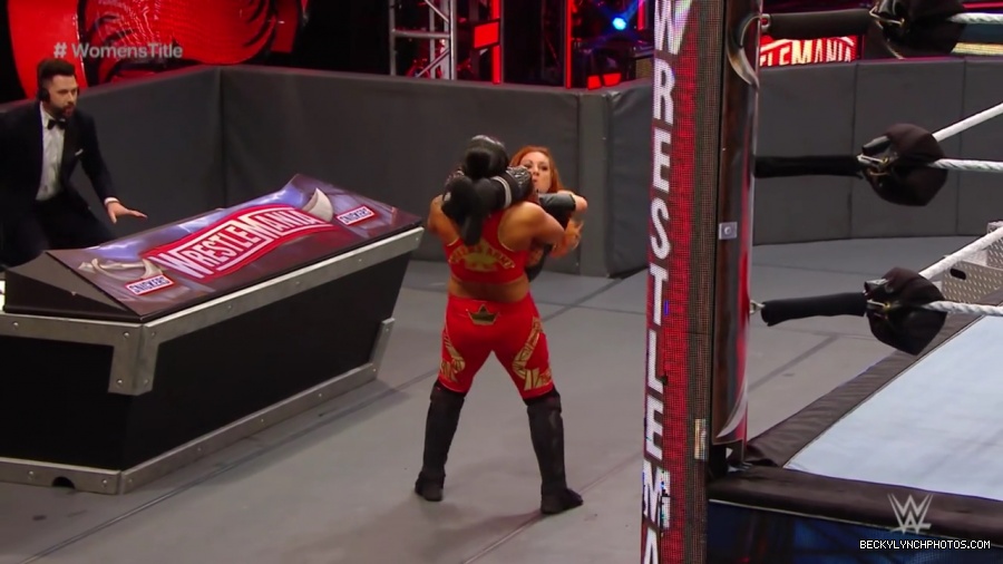 pfa-wwe_wrestlemania36_p1_720p_mkv6857.jpg
