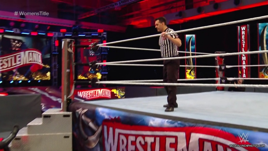 pfa-wwe_wrestlemania36_p1_720p_mkv6861.jpg