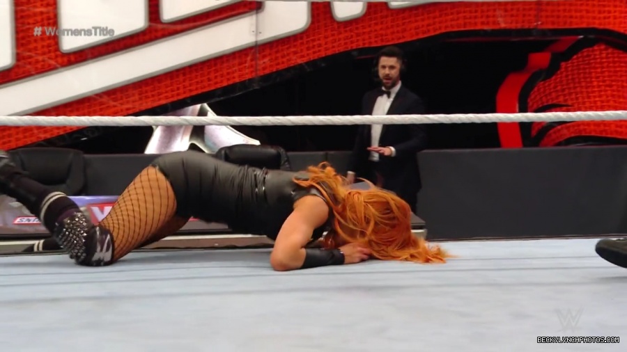pfa-wwe_wrestlemania36_p1_720p_mkv6876.jpg