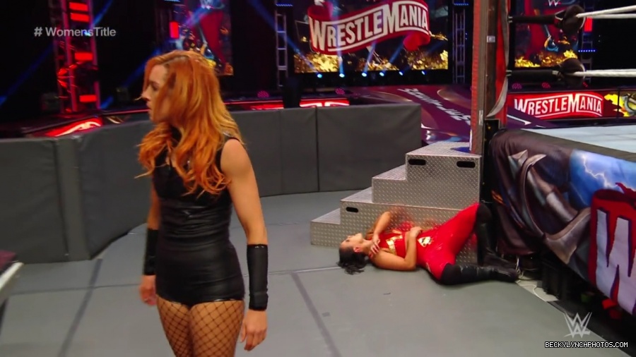 pfa-wwe_wrestlemania36_p1_720p_mkv6884.jpg