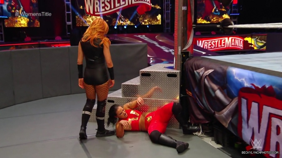 pfa-wwe_wrestlemania36_p1_720p_mkv6891.jpg