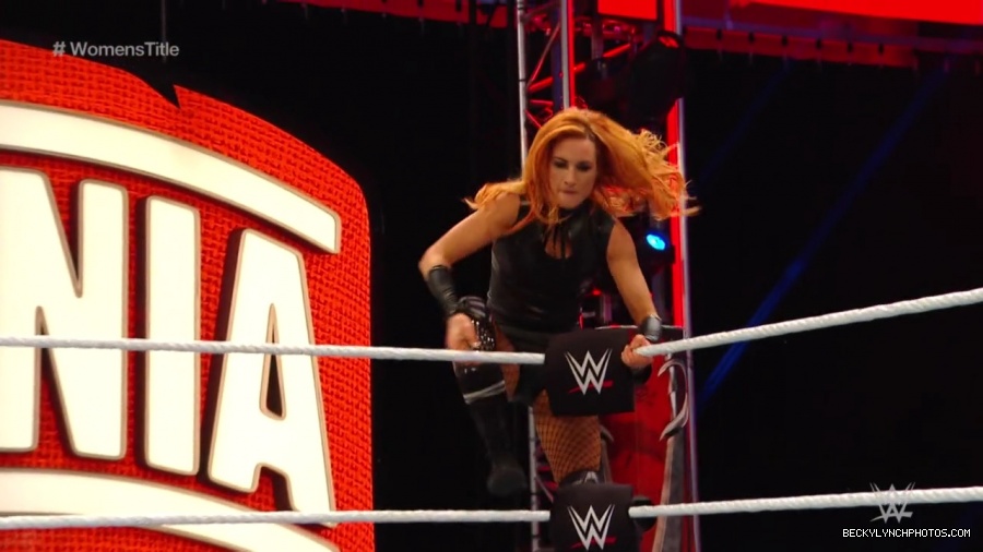 pfa-wwe_wrestlemania36_p1_720p_mkv6904.jpg