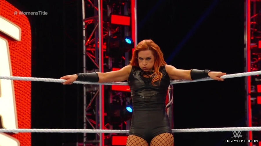 pfa-wwe_wrestlemania36_p1_720p_mkv6916.jpg