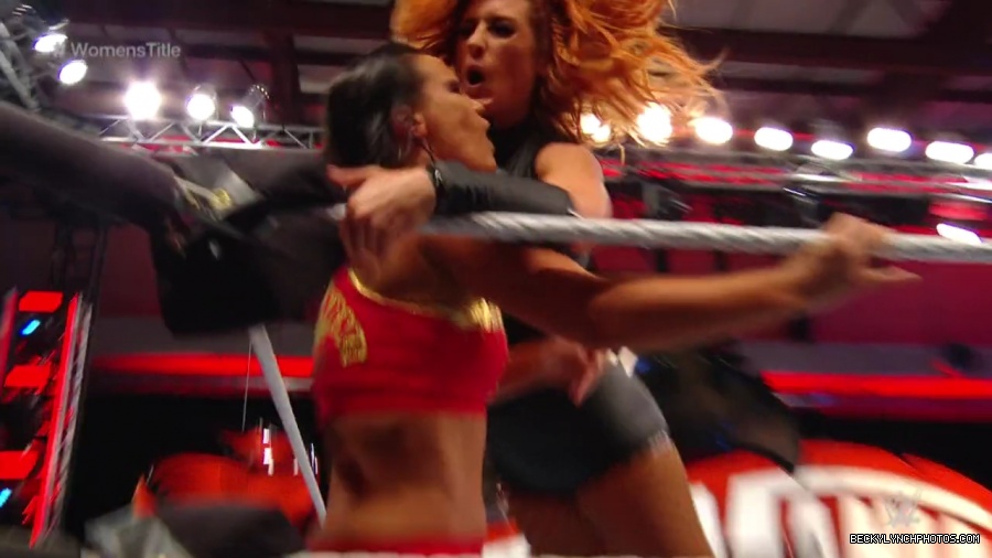 pfa-wwe_wrestlemania36_p1_720p_mkv6919.jpg