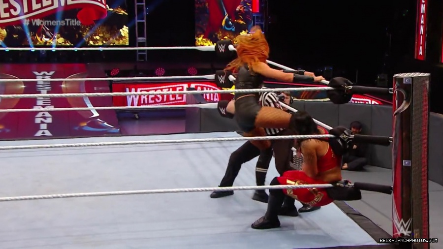 pfa-wwe_wrestlemania36_p1_720p_mkv6926.jpg