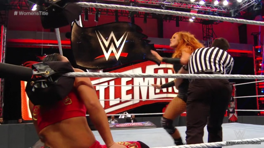 pfa-wwe_wrestlemania36_p1_720p_mkv6927.jpg