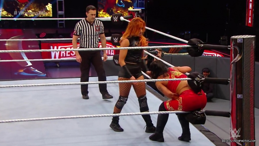 pfa-wwe_wrestlemania36_p1_720p_mkv6938.jpg