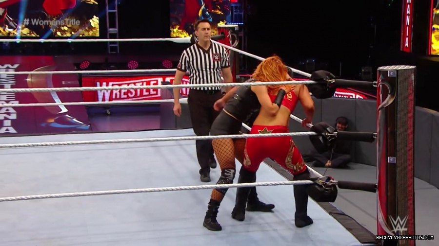 pfa-wwe_wrestlemania36_p1_720p_mkv6941.jpg