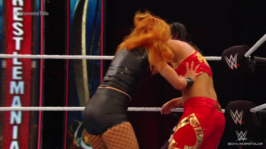 pfa-wwe_wrestlemania36_p1_720p_mkv6945.jpg