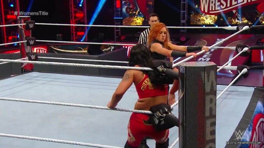 pfa-wwe_wrestlemania36_p1_720p_mkv6949.jpg